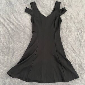 InsNova Black Cold Shoulder Cocktail Dress Size Small